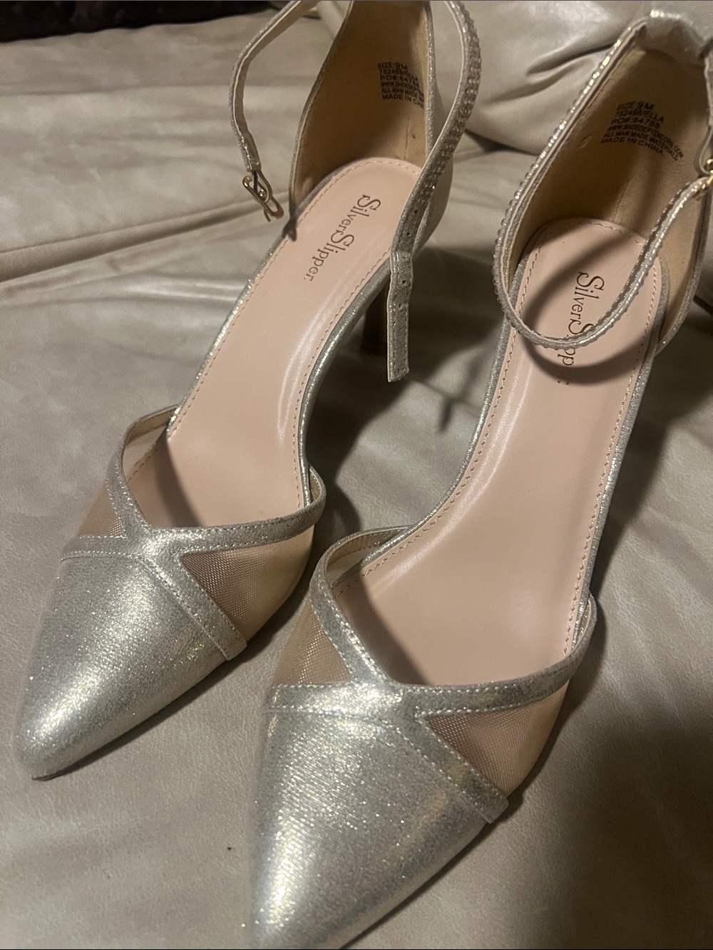 Yellow Gold shimmering Ankle-Strap Pointed Toe Heels